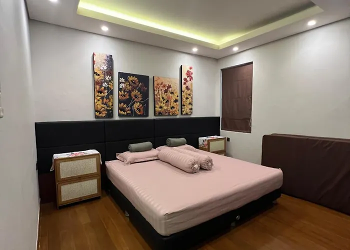 Vimala Hills Villa 3-Br Bromo